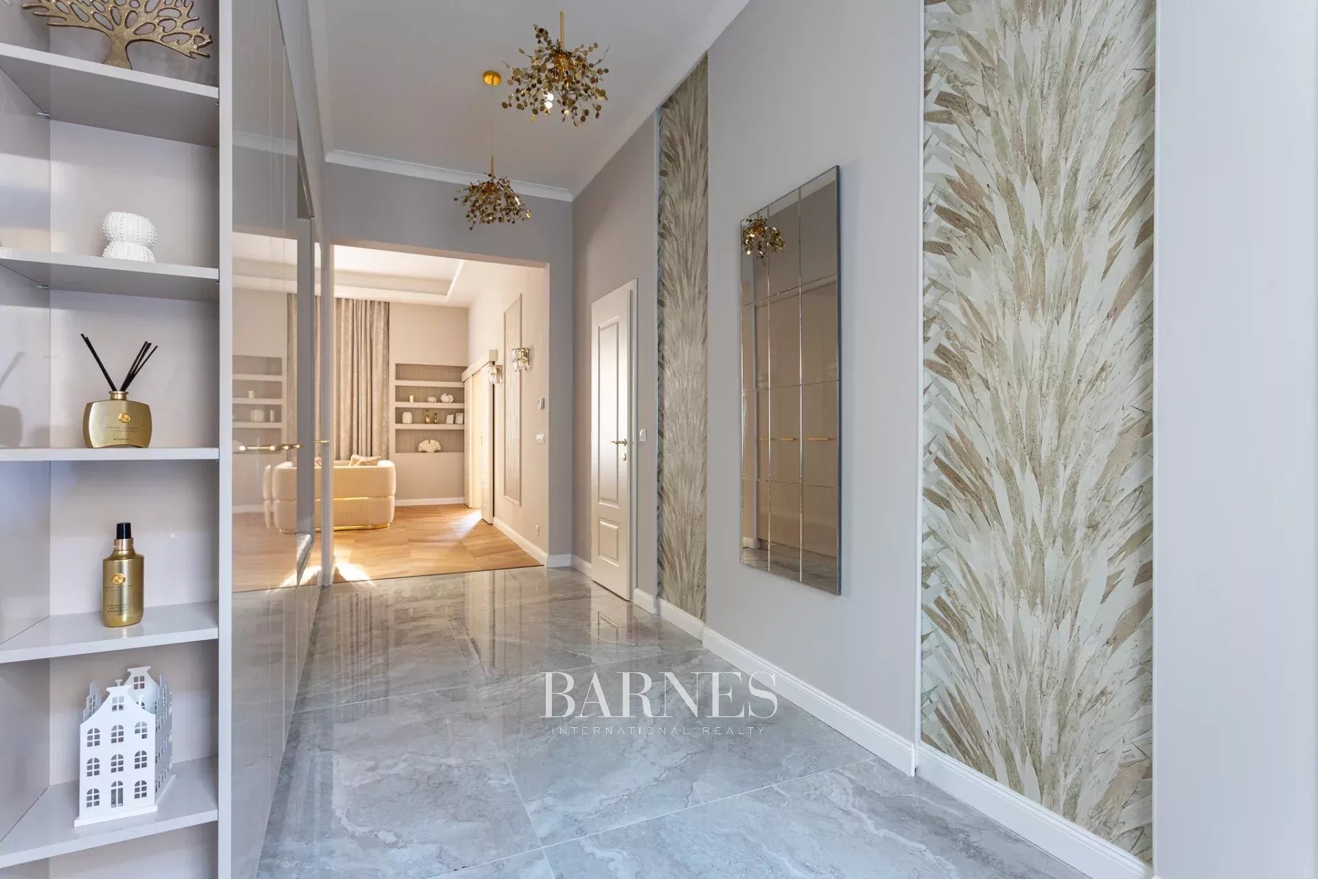 Apartment Budapest V. kerülete - picture 2