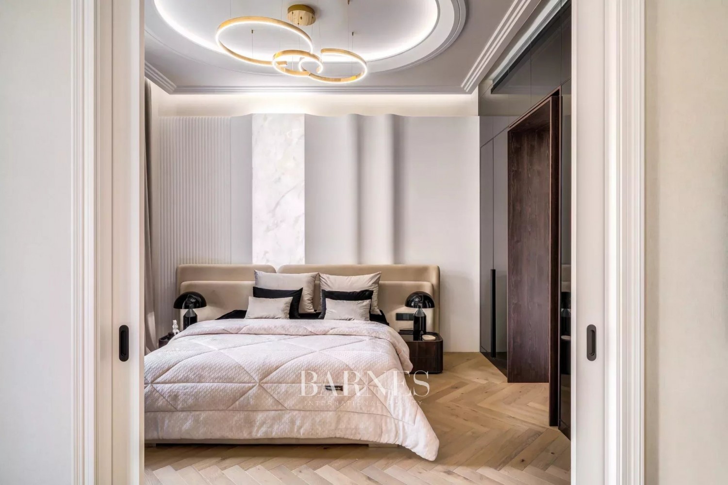 Két hálós, panorámás luxuslakás, kilátással a Bazilikára - picture 9