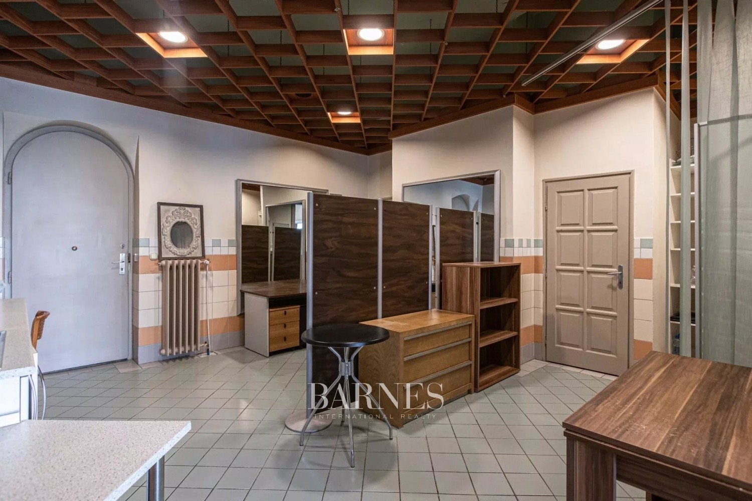 Iroda vagy lakásétterem Kissvábhegyen - picture 10