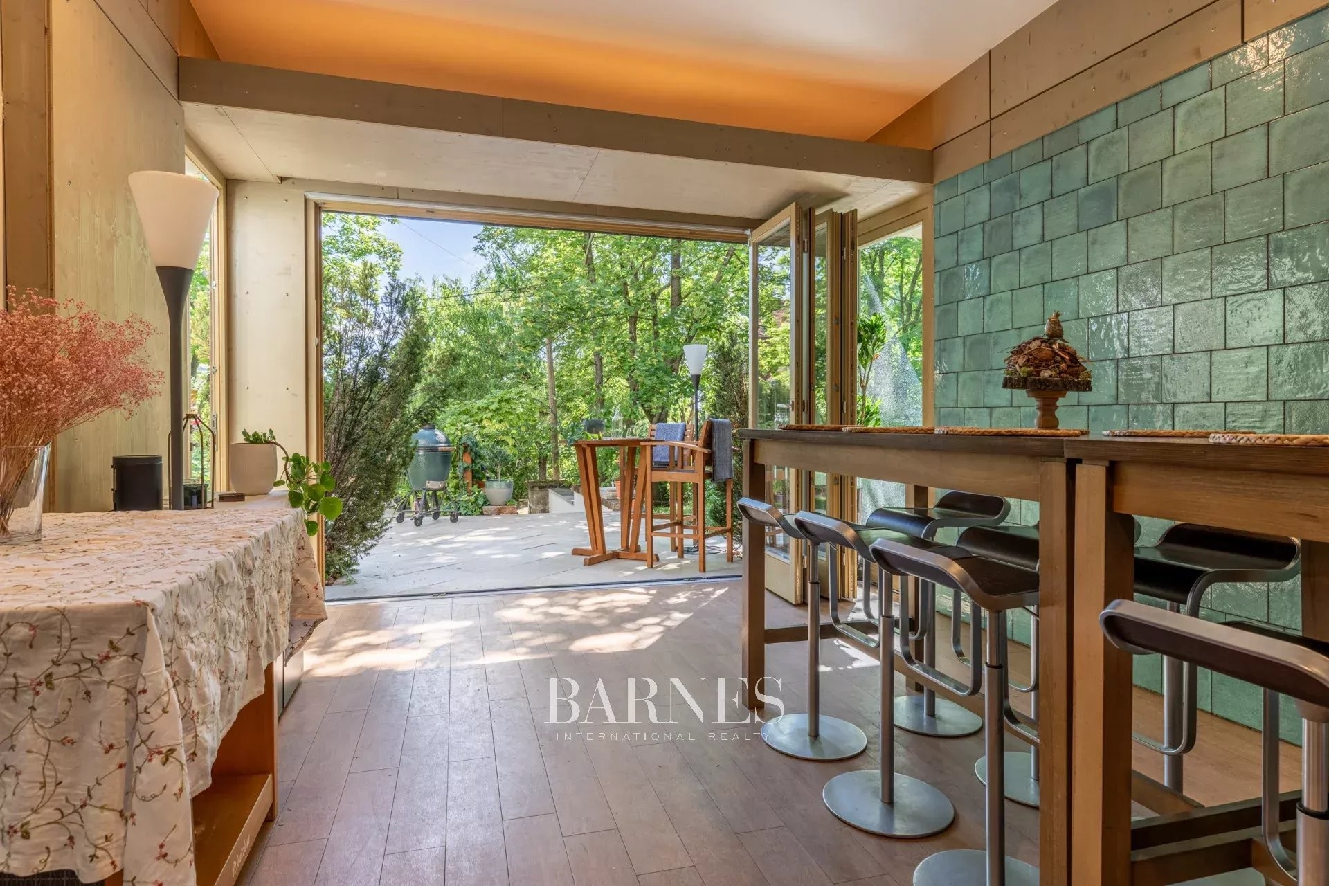 Exceptional Historic Villa for Sale on Kis-Svábhegy with Panoramic Views of Buda Castle - picture 9