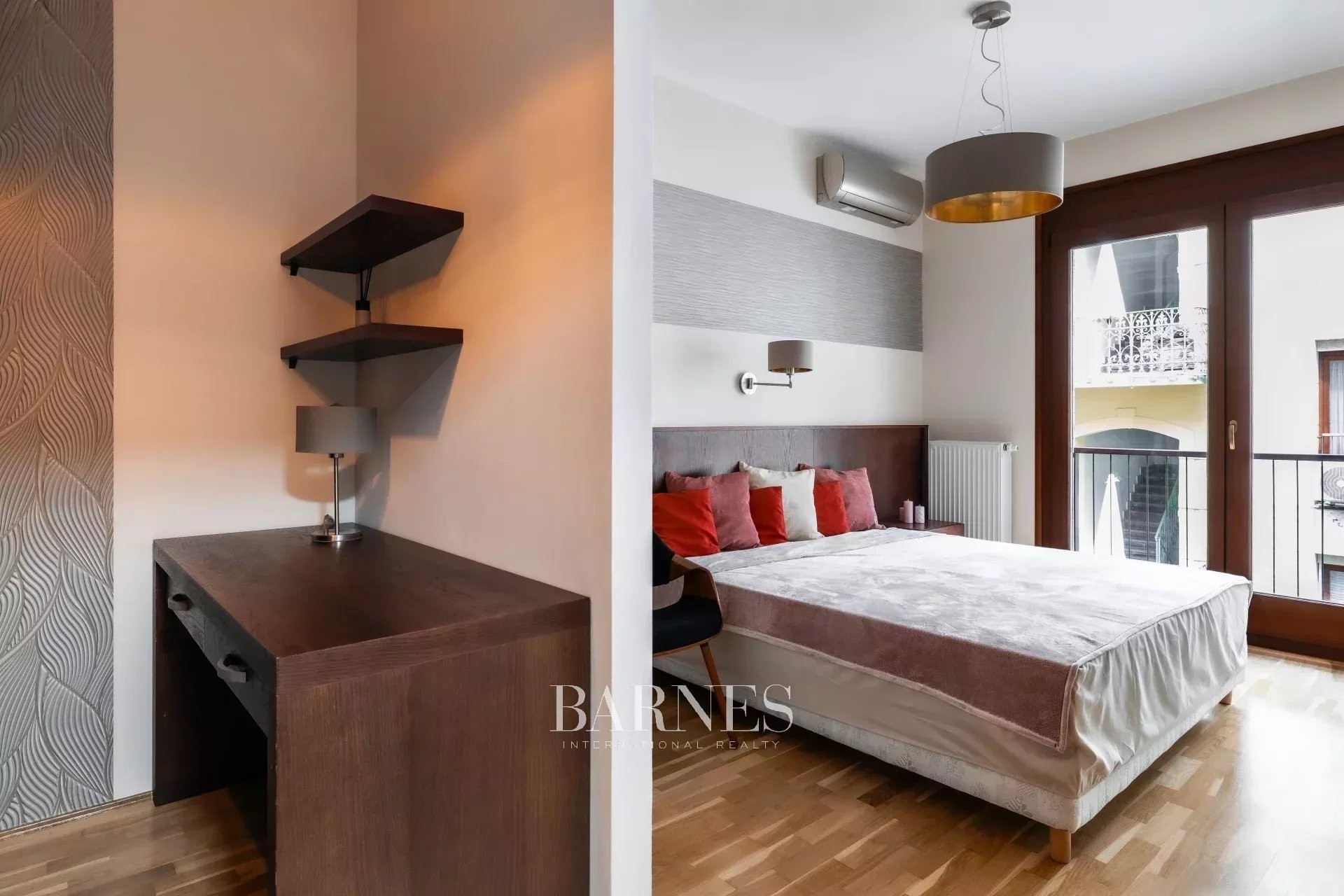 Duplex penthouse with a large terrace for sale on Kazinczy Street - picture 19