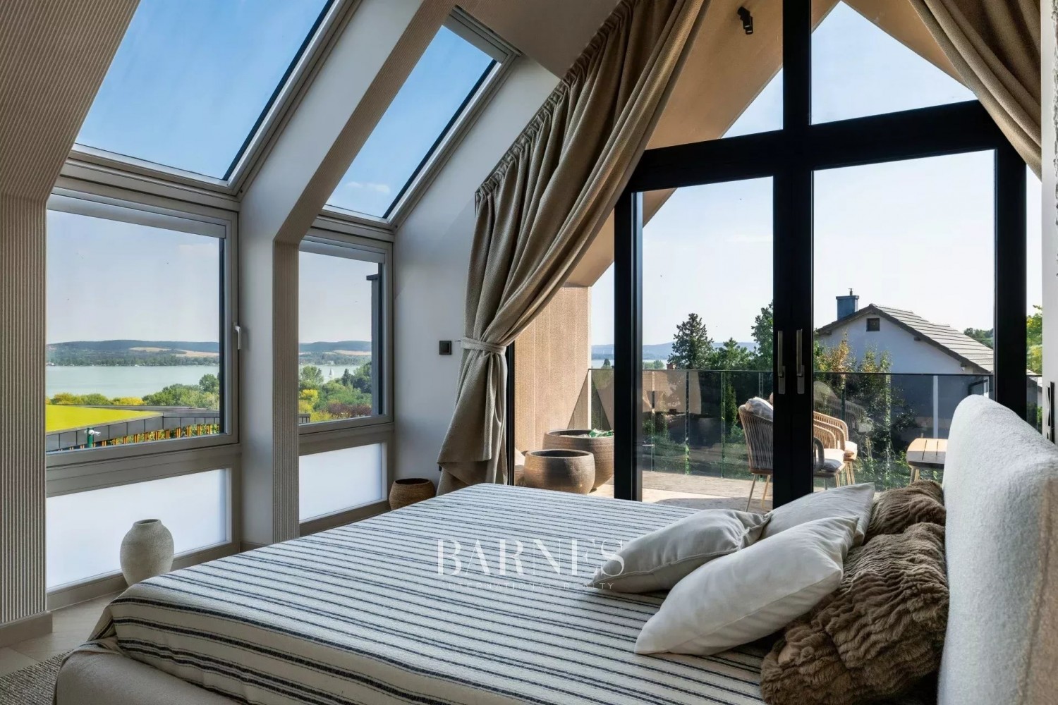 Balatonra panorámás,egyedülálló luxusvilla Tihanyban - picture 15