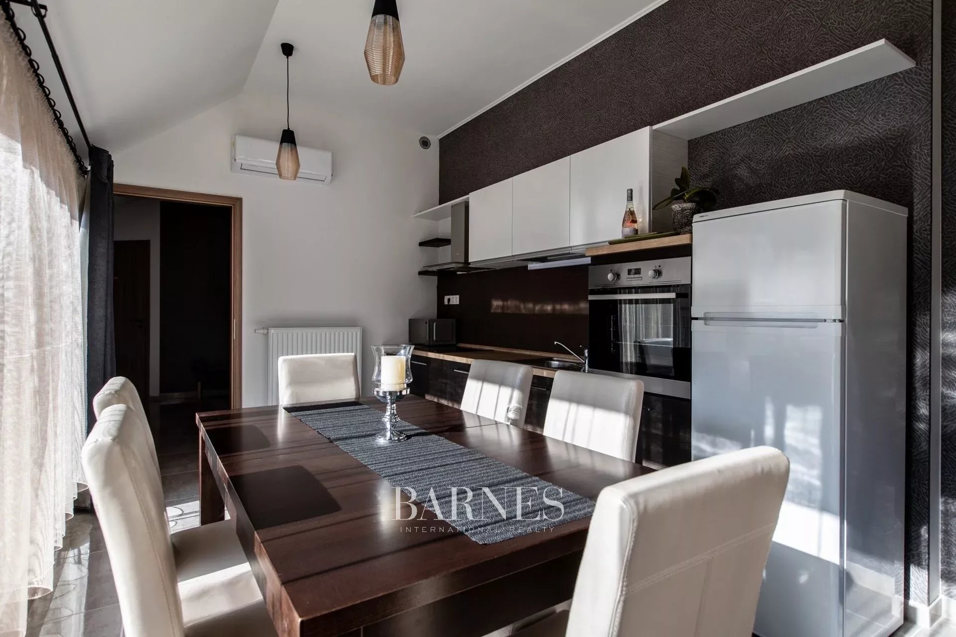Modern, belvárosi lakás, tetőterasszal - picture 6