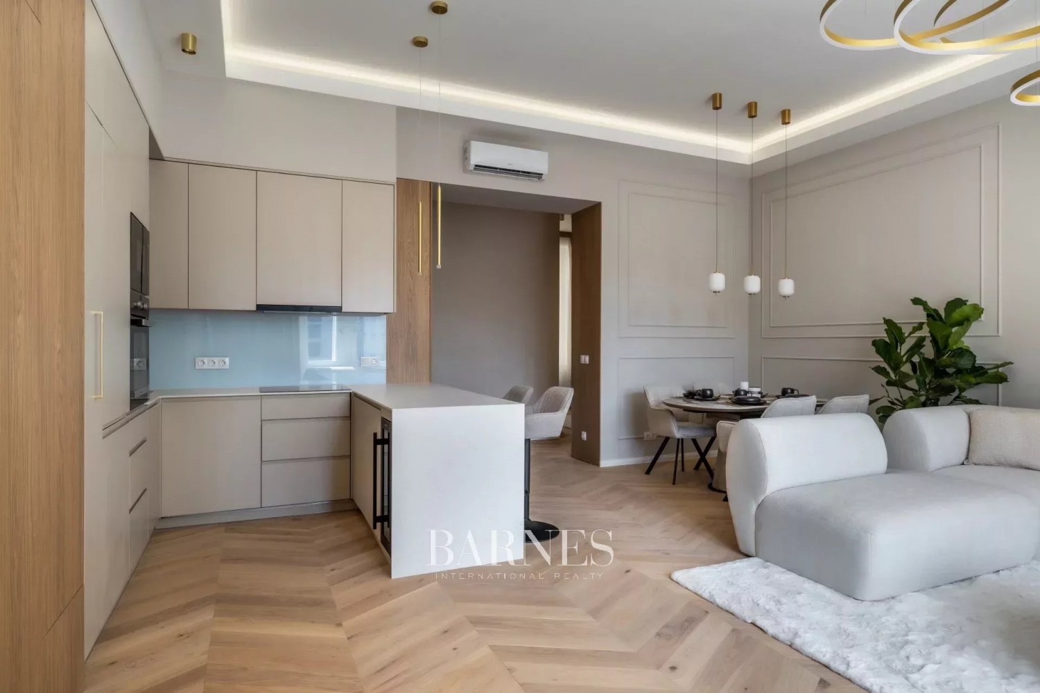 Lenyűgöző, modern lakás kilátással a Szervita térre - picture 7