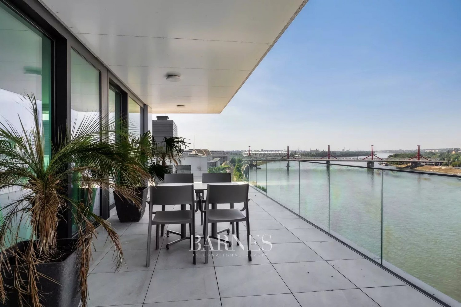 Infinity Residence: eladó 3 hálós luxus, dunai panorámás apartman pazar terasszal a város felett - picture 9