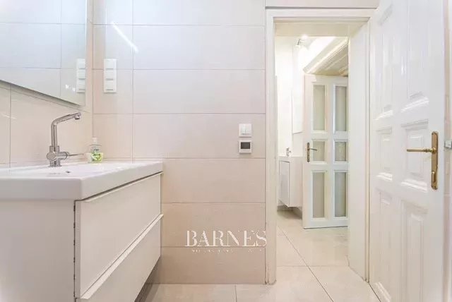 Kiadó: 3 hálós belvárosi lakás 10 perces sétatávolságra a Parlamenttől és a Dunától - picture 12