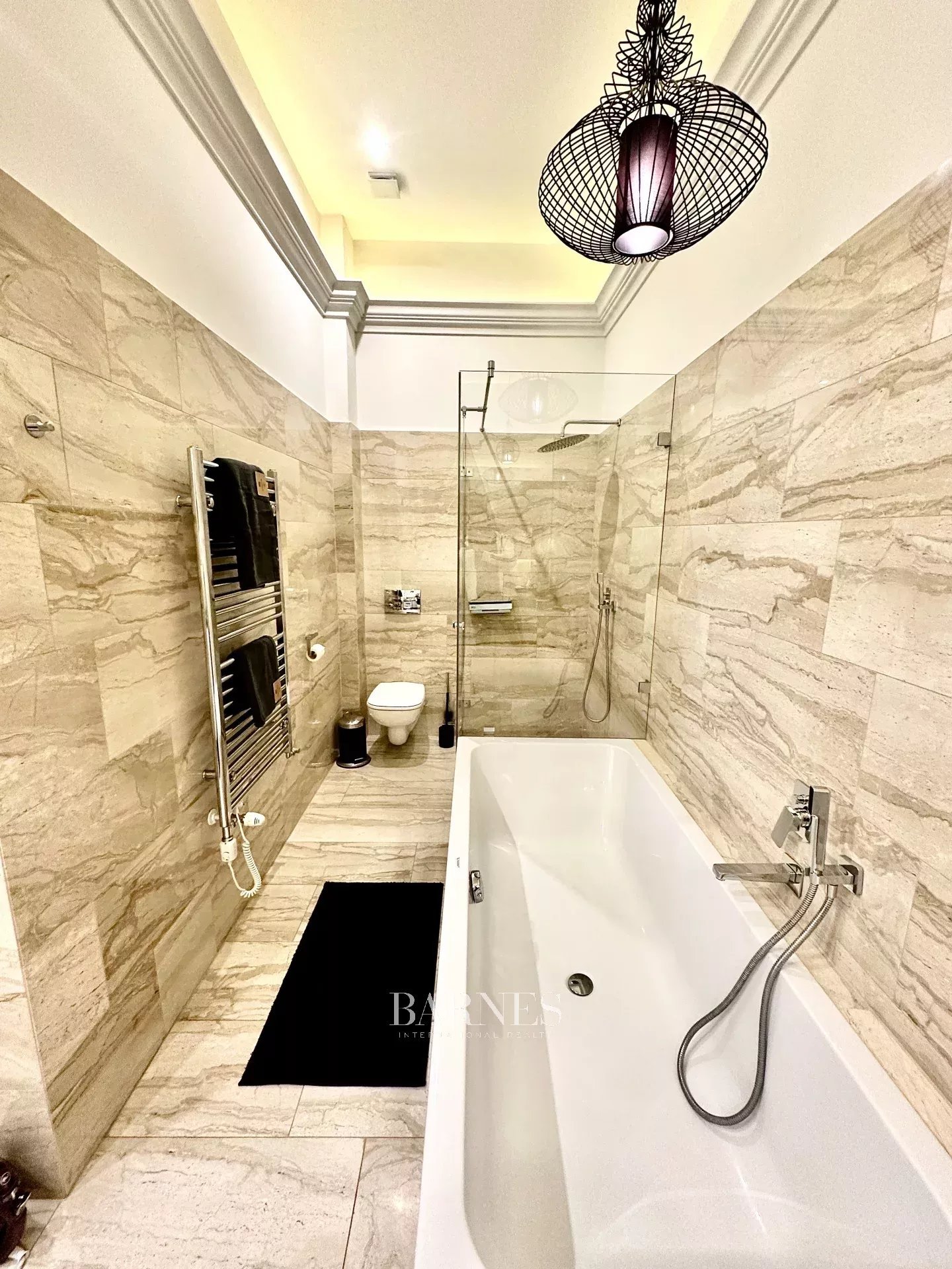 Kiadó 2 hálószobás, külön konyhás, elegáns lakás a Parlamentnél! - picture 8