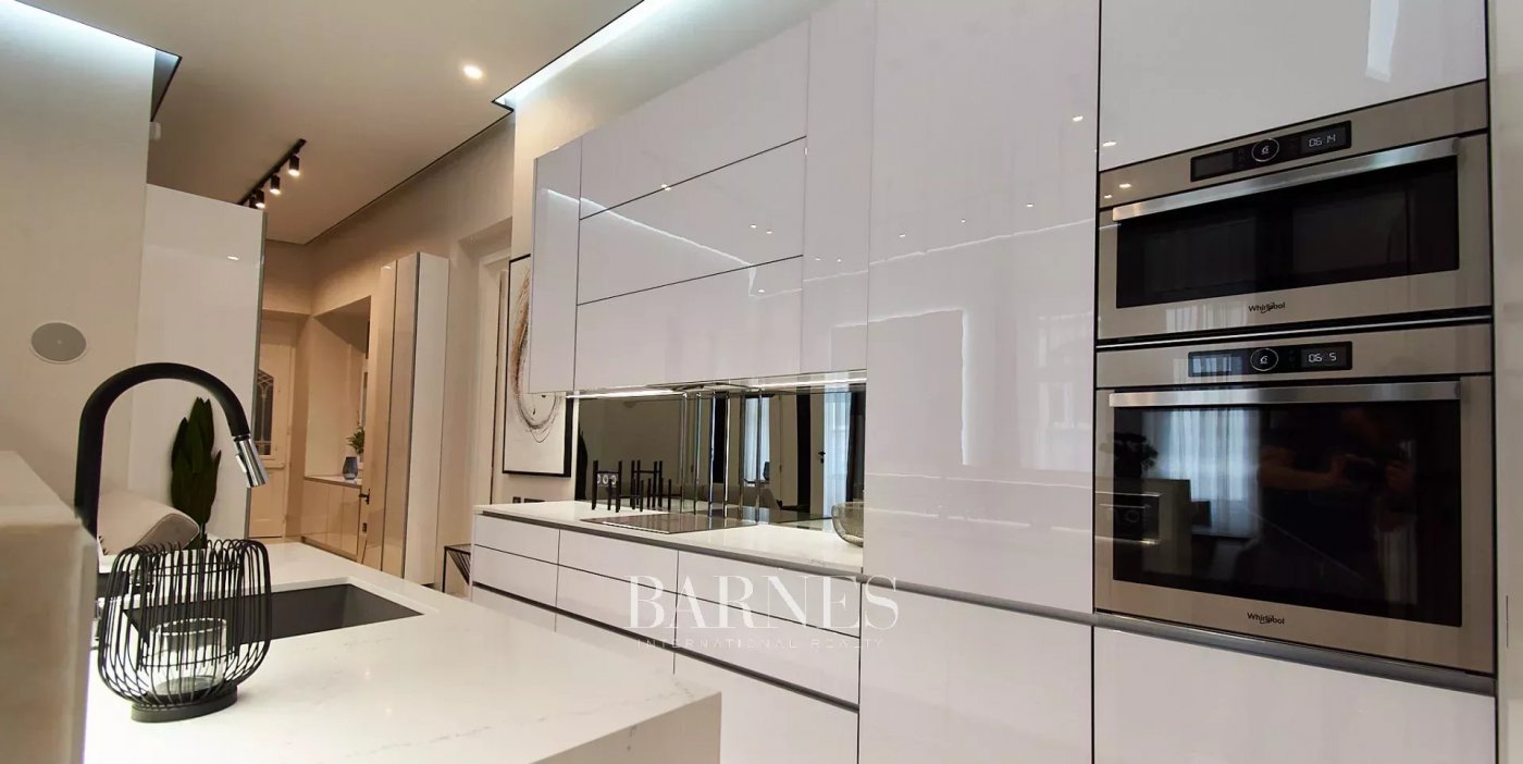 3 Bedroom, furnished luxury apartment in the heart of the City - picture 5