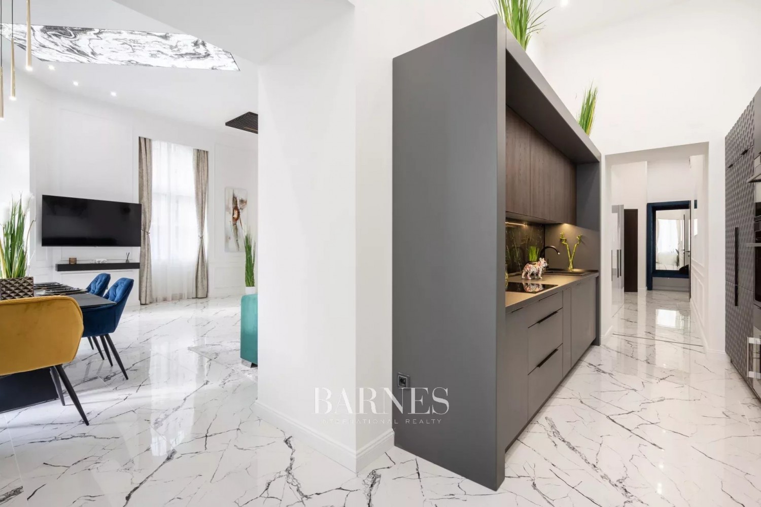 Eladó egy 3 hálós belvárosi lakás vagy egy dupla apartman befektetési lehetőség - picture 10