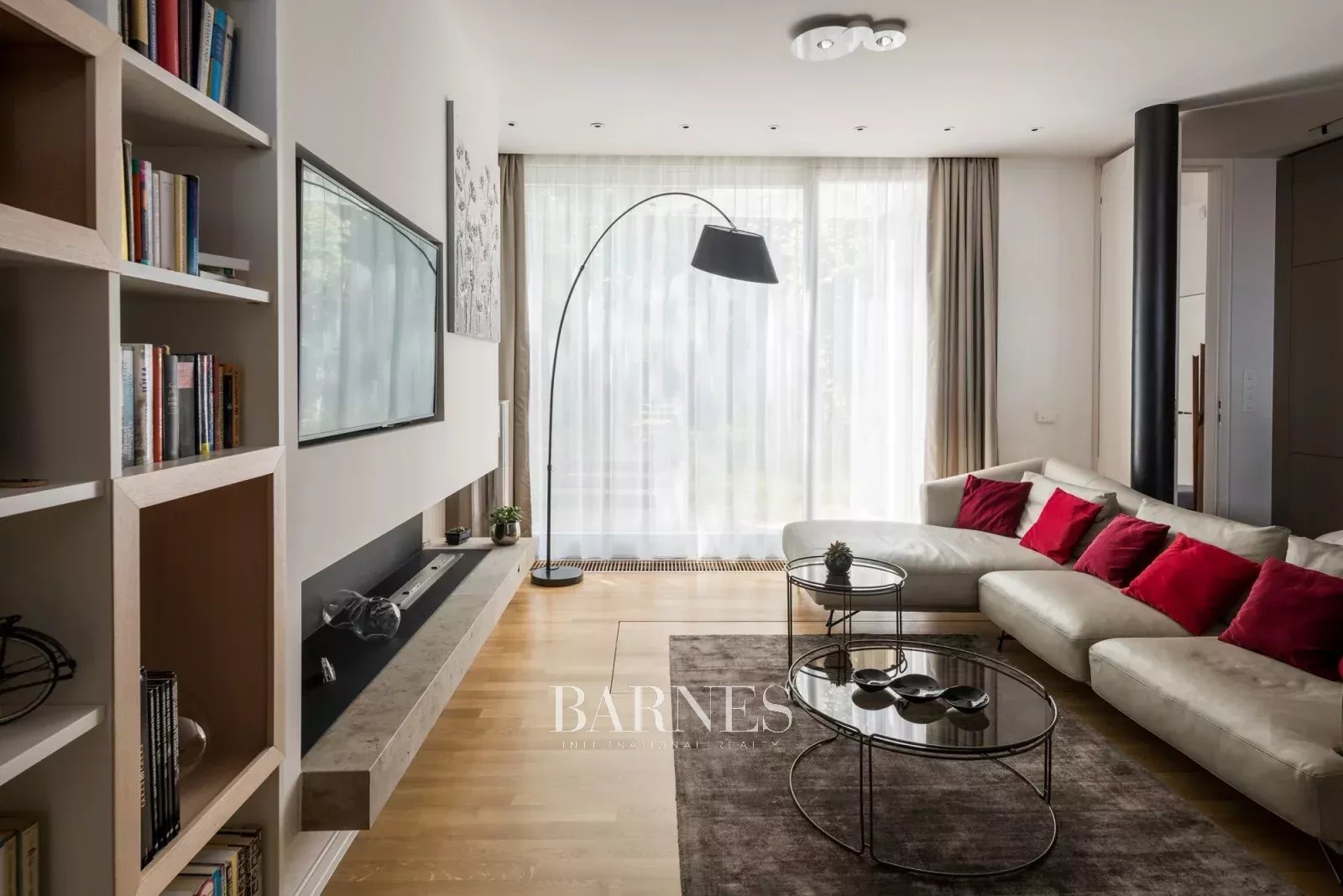 Ritkaság a Várnegyedben dunai panorámával és saját kerttel - picture 8