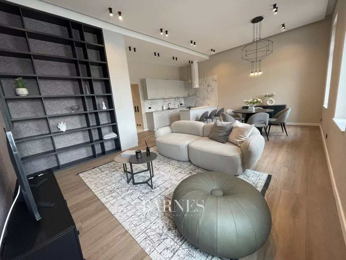 Dunai  panorámás, bútorozott luxuslakás a folyóparton - picture 7