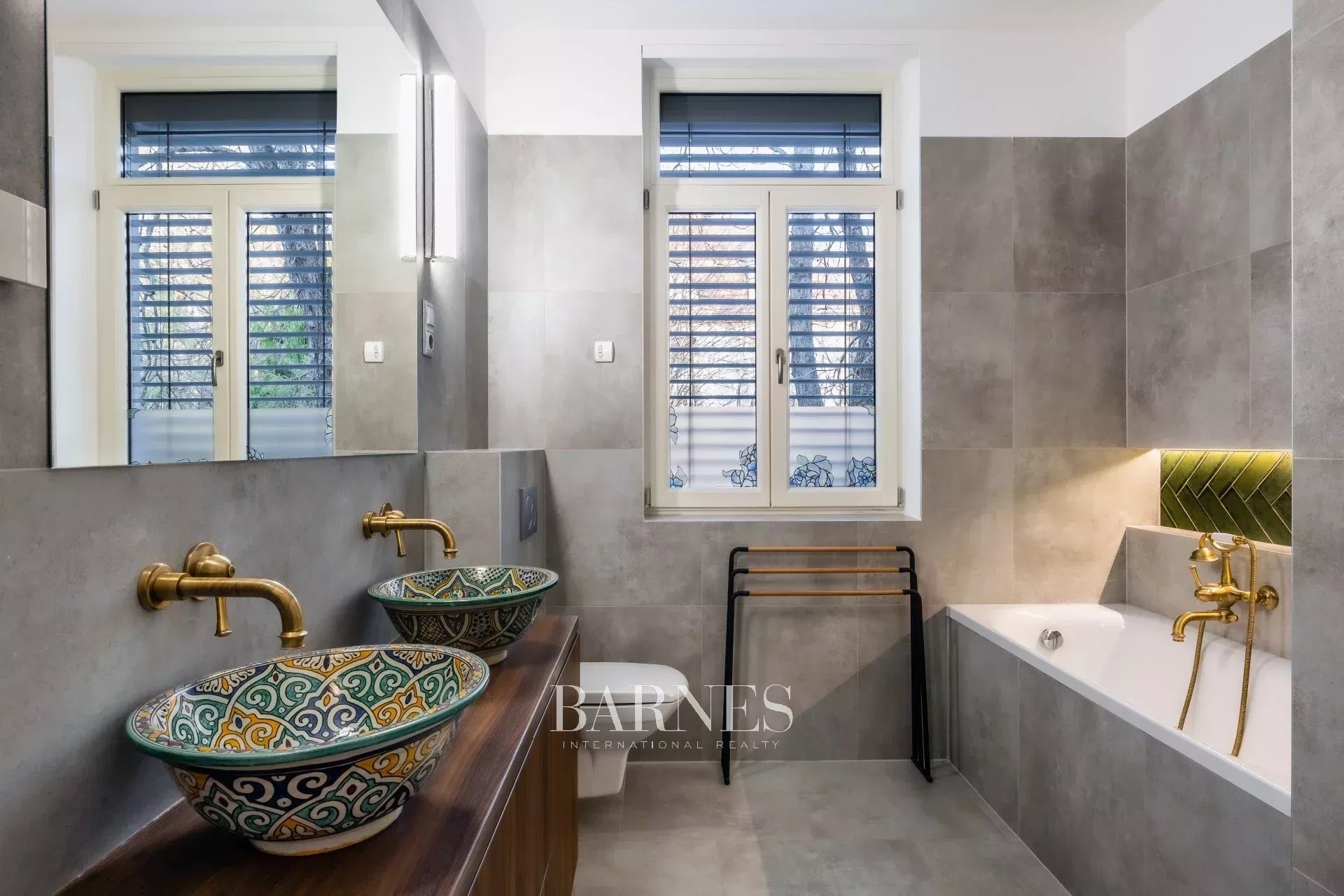 Kiadó: Panorámás, 3 hálószobás villalakás a Gellérthegy egyik csendes utcájában - picture 21