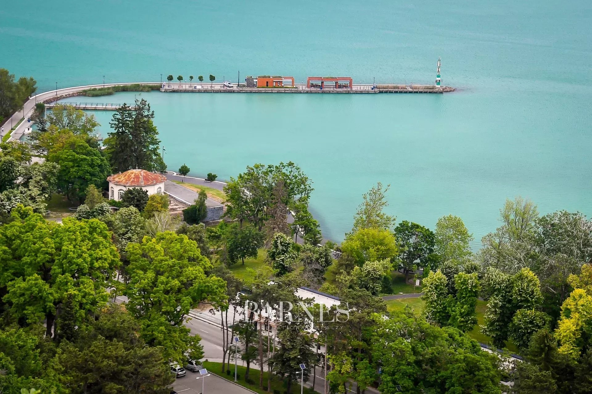 Panoramic condominium apartments in Tihany - picture 2