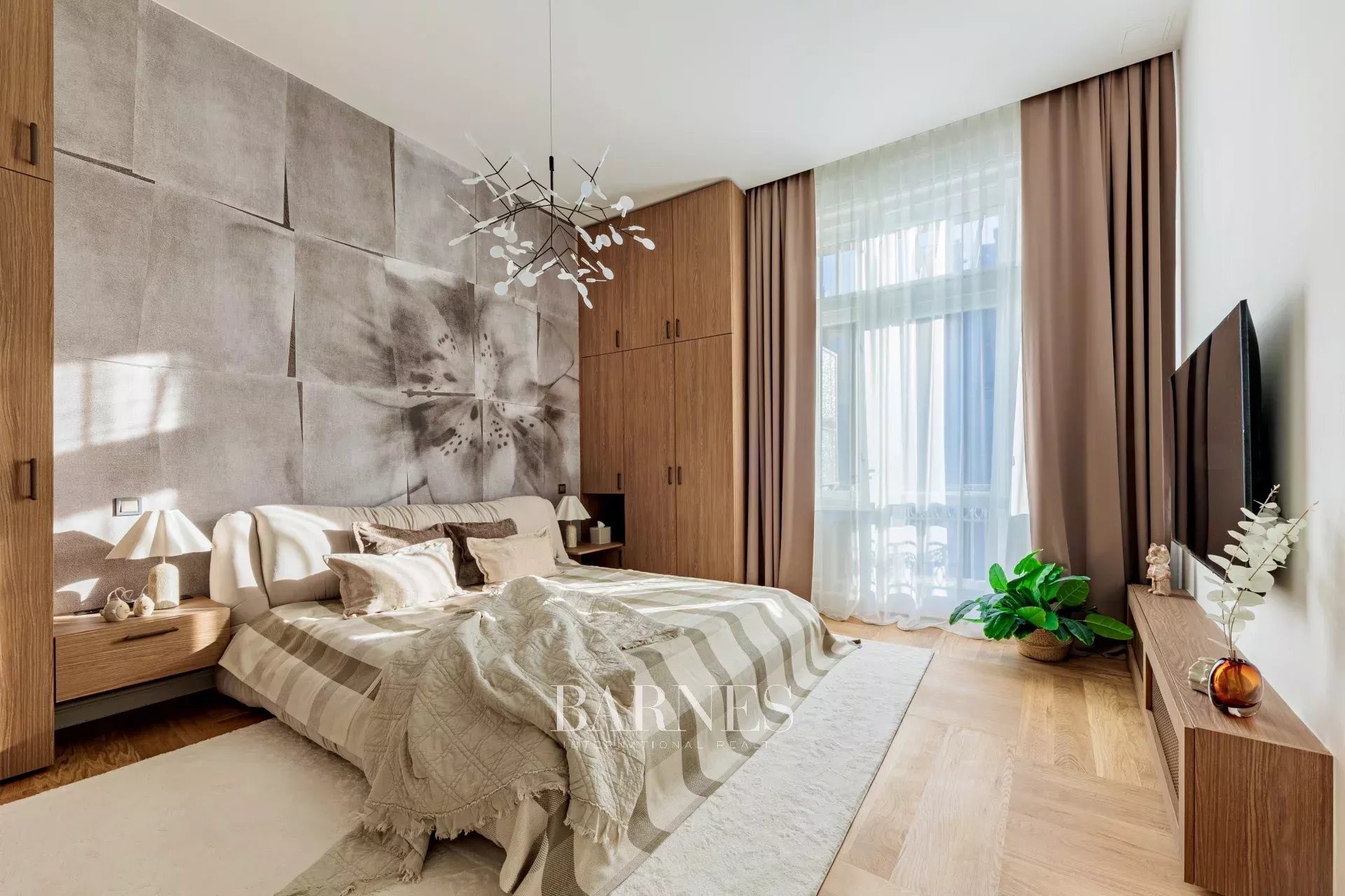 Newly Renovated Apartment with Three Balconies by Haris köz - picture 11