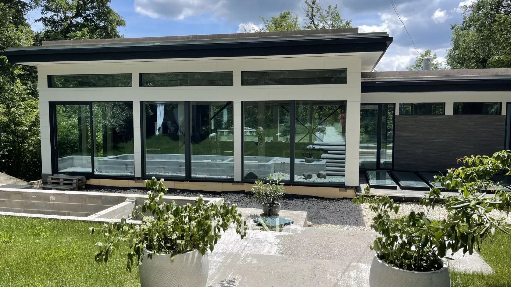 Exclusive, Newly Built Villa at Pilisszentkereszt - picture 3