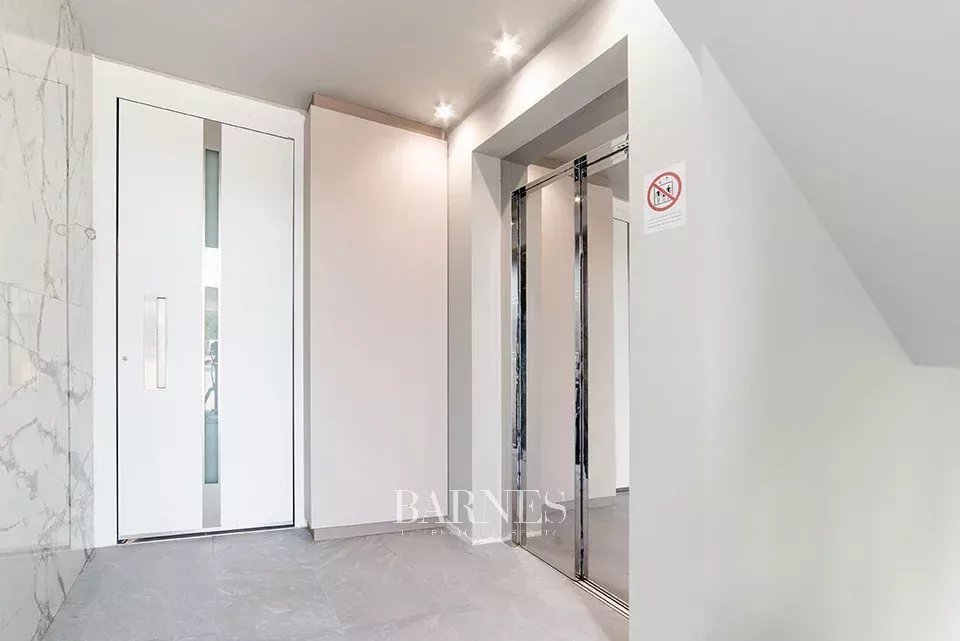 Eladó újépítésű lakások Budán, medencével, szaunával - picture 5