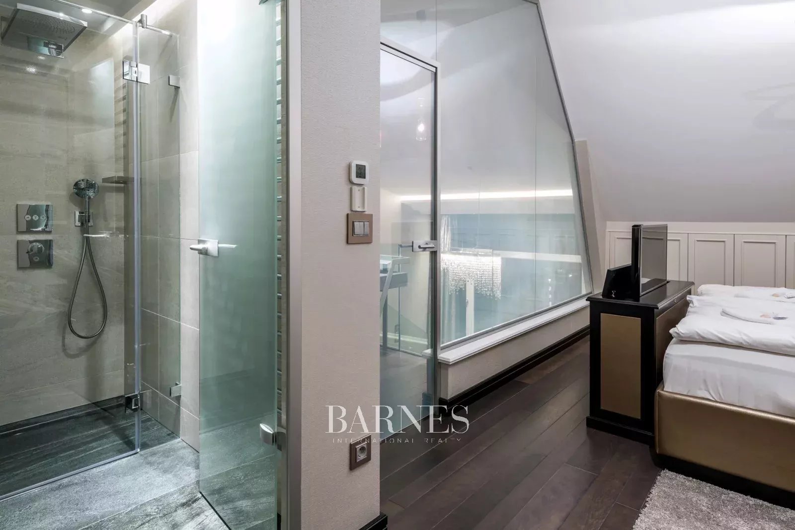 Lélegzetelállító panoráma a Várnegyed presztízs lakosztályából - picture 11