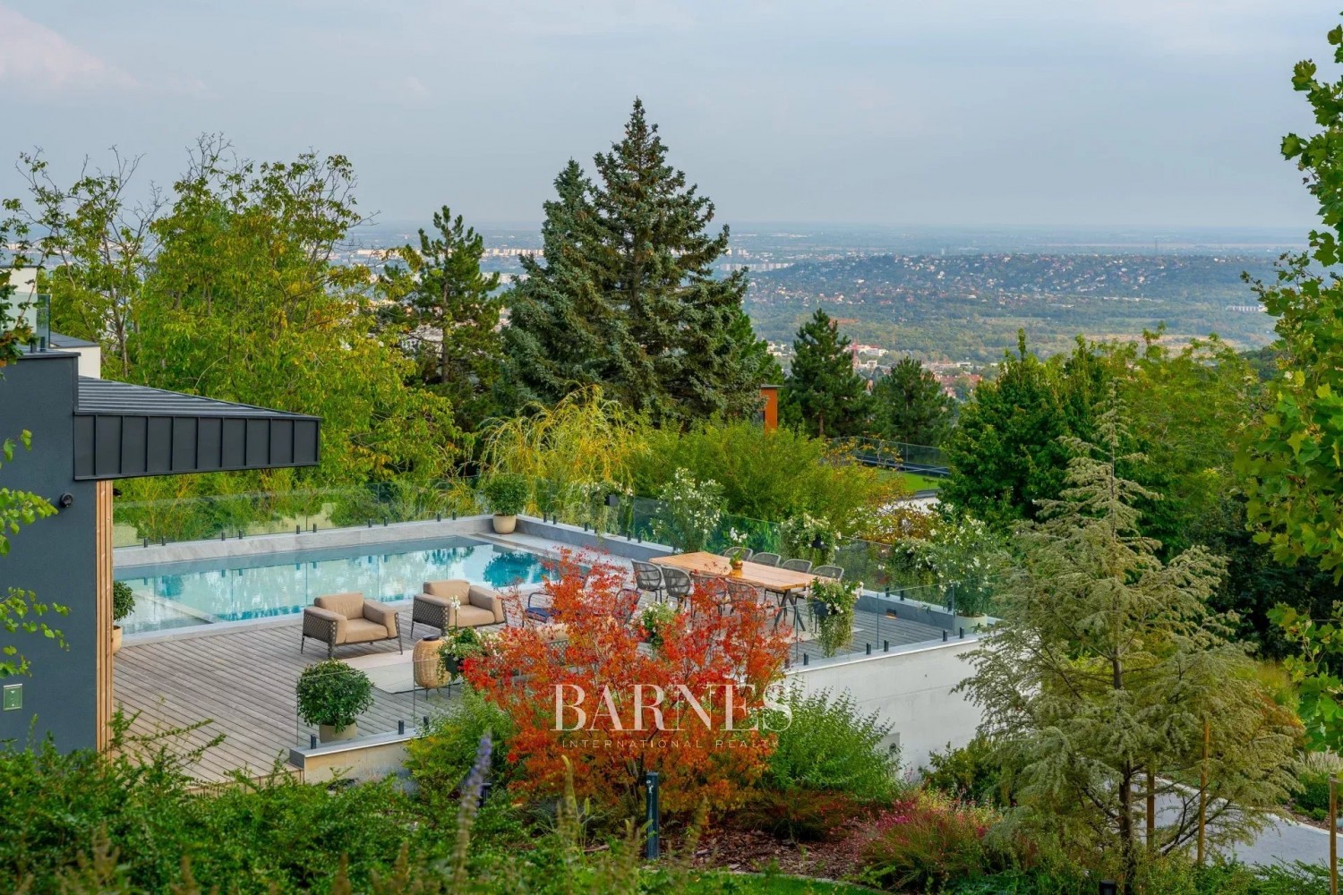 Eladó Luxusvilla Budapest XII. Kerületében - picture 36