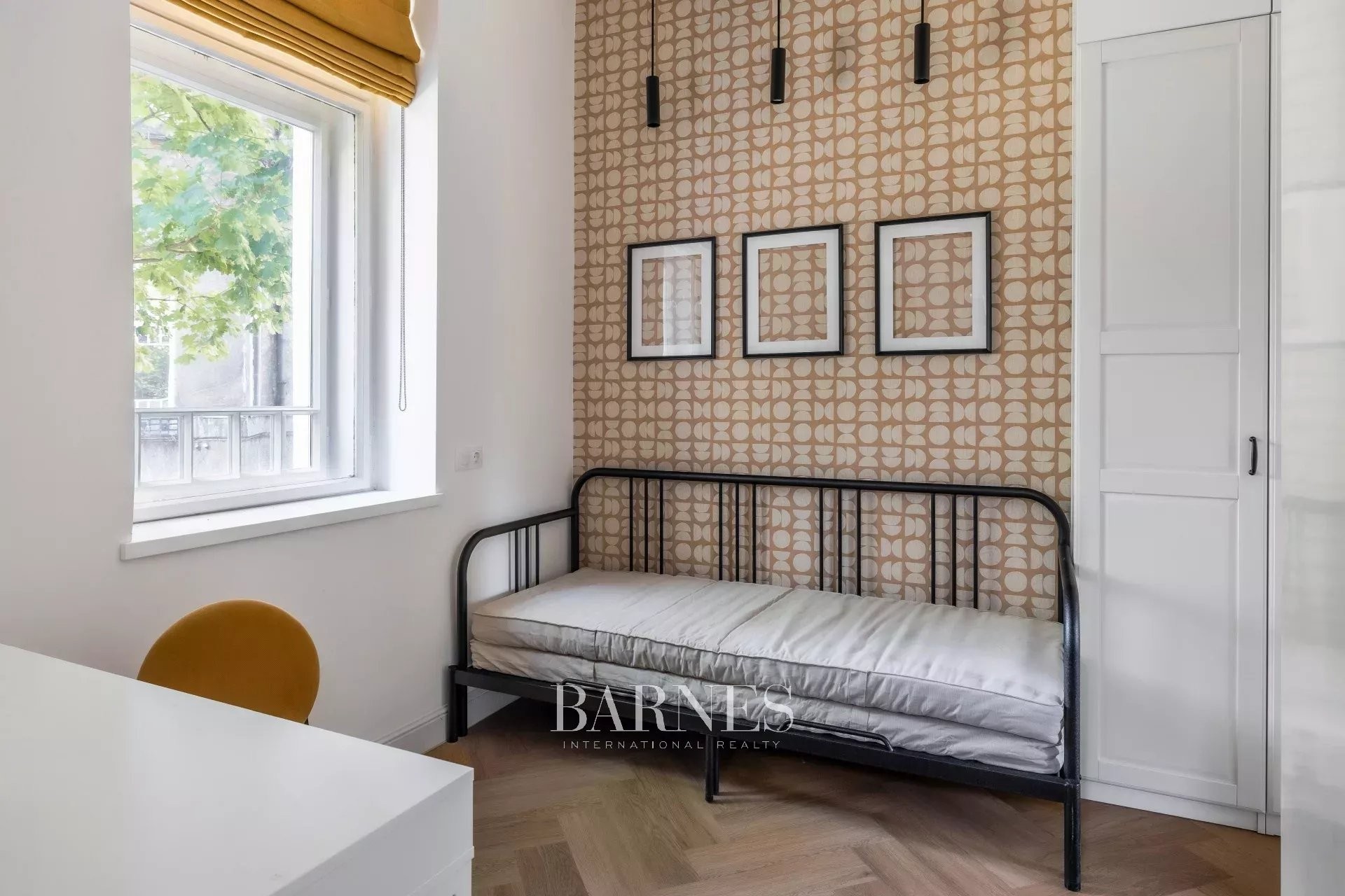 Terrace Apartment with 2 Bedrooms in a Villa Building Near Városmajor - picture 10