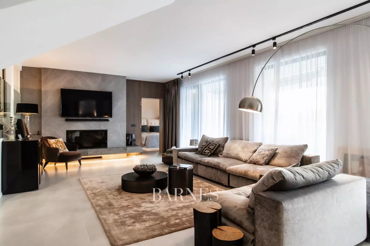 Villa Telki - picture 7 title=
