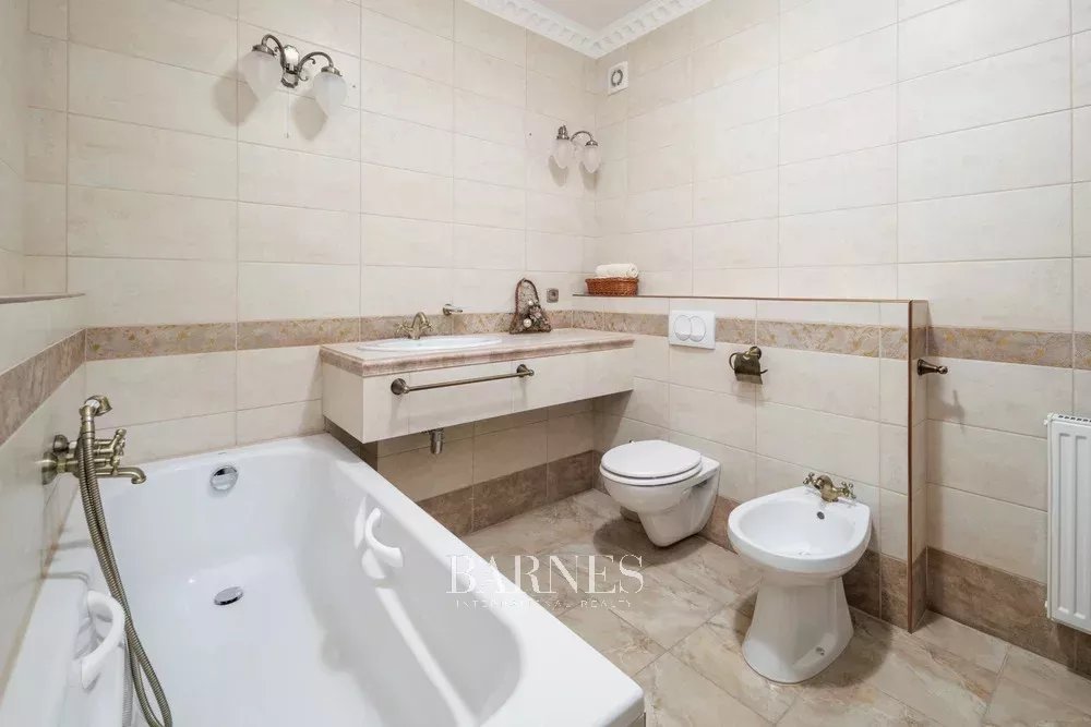 3 bedroom apartment for sale in the Central Passage - picture 15 title=