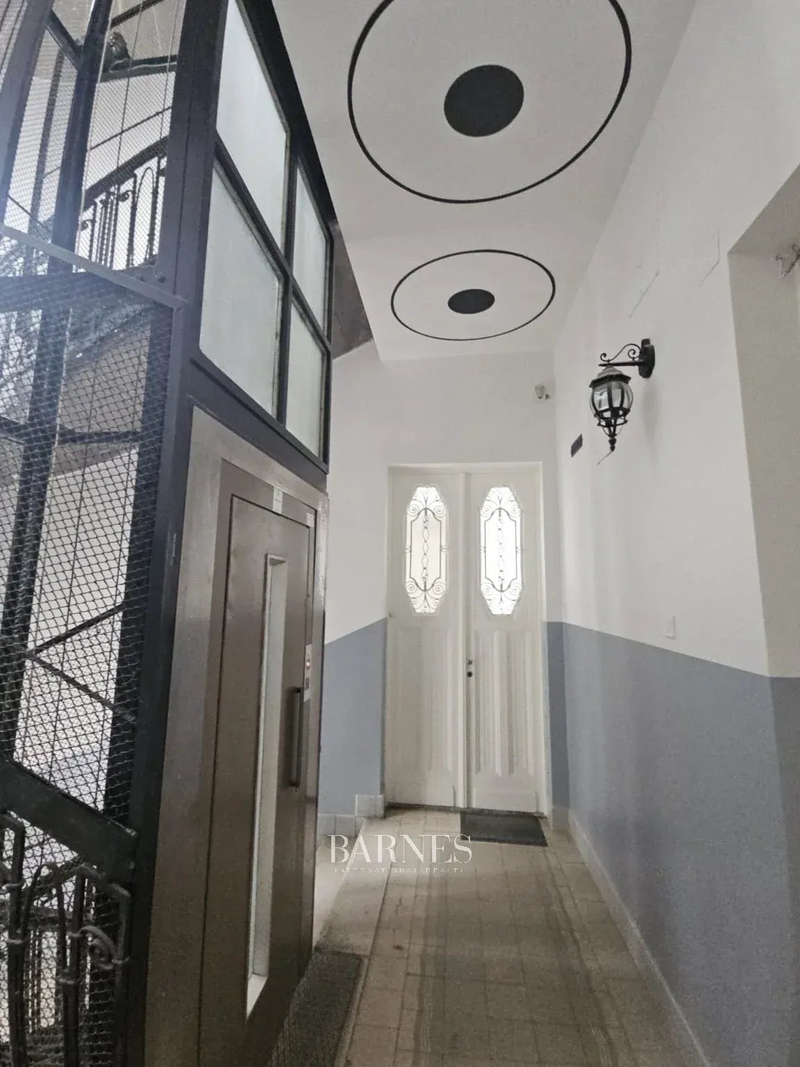 Exclusive Downtown Residence Next St. Stephen’s Basilica - picture 9