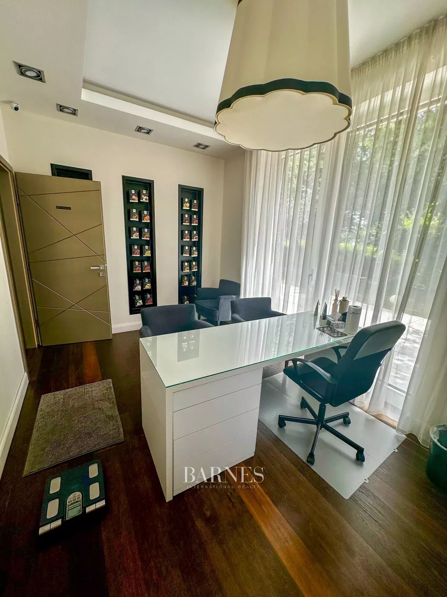 Kiadó irodaépület/cégközpont a XII. kerületben, az Orbánhegyen - picture 6