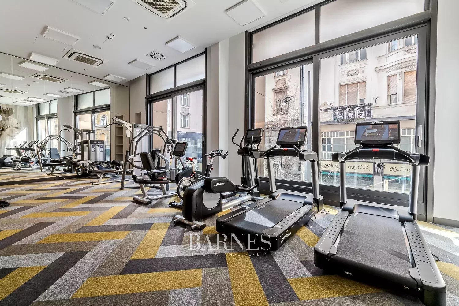 Kiadó két hálószobás lakás az Emerald residence-ben - picture 18