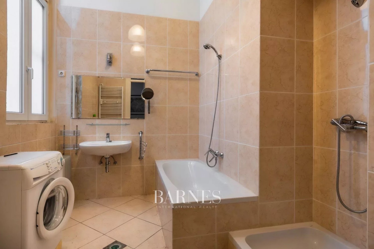 Felújítandó, nagypolgári lakás, szecessziós társasházban - picture 9