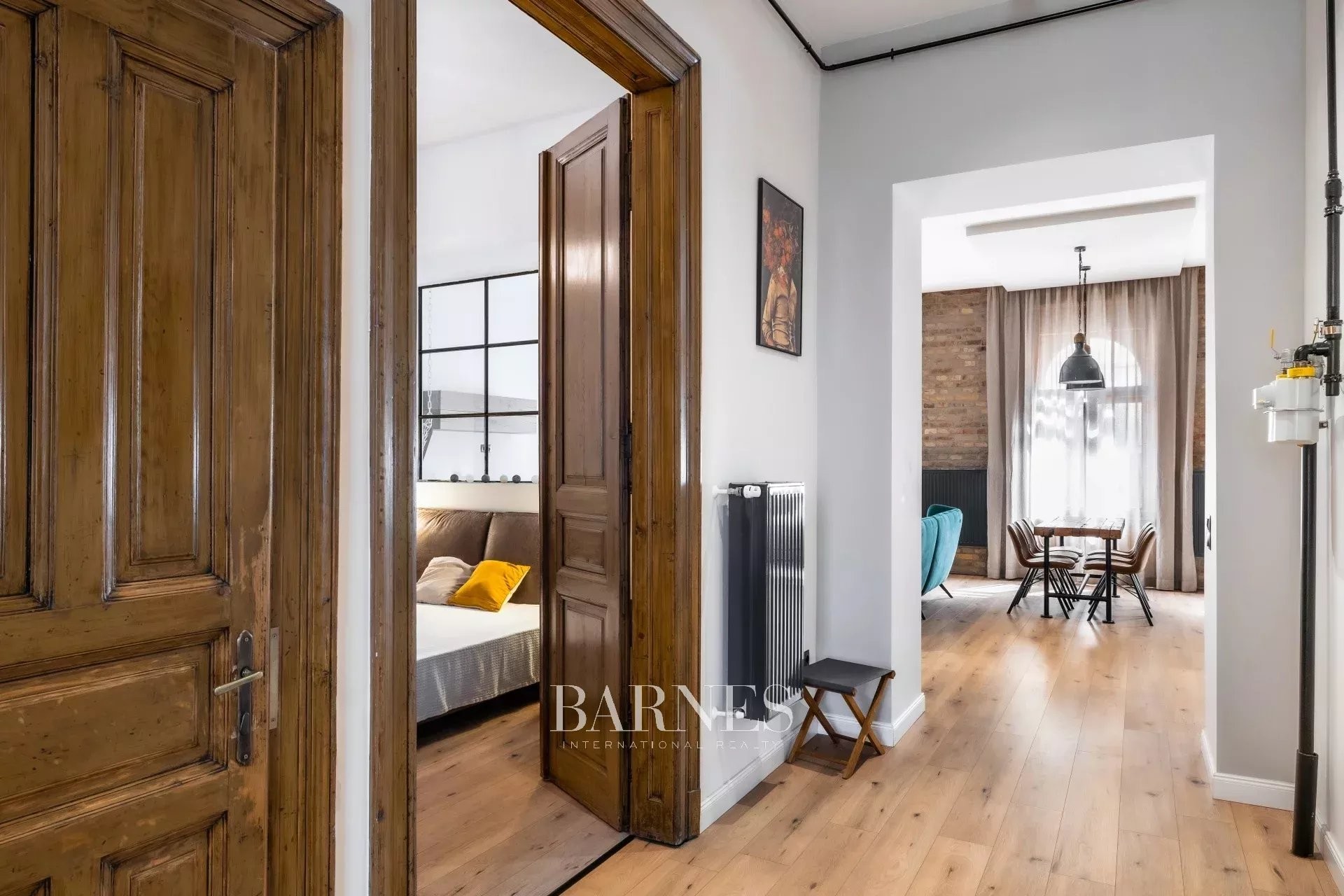 Unique loft apartment close to the Dohány Street Synagogue - picture 11