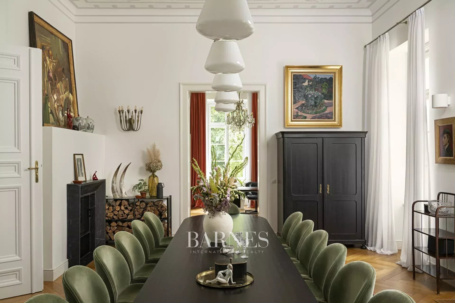 Elegantly renovated listed monument villa in the exclusive villa district of Hárshegy - picture 5