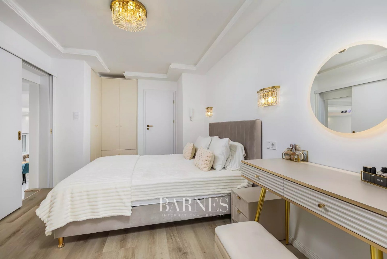 Citadellára panorámás, 3 hálós lakás, szecessziós társasvillában - picture 5