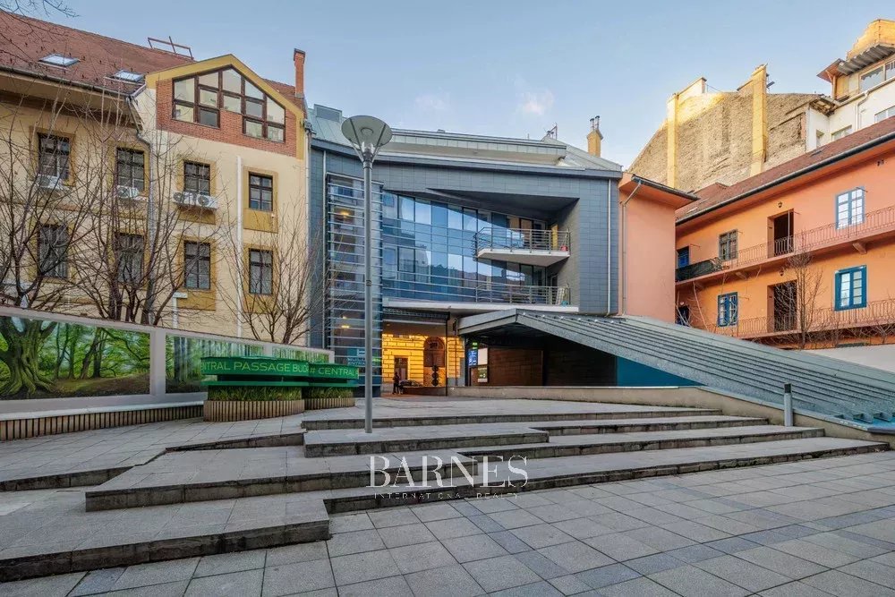 3 bedroom apartment for sale in the Central Passage - picture 2 title=