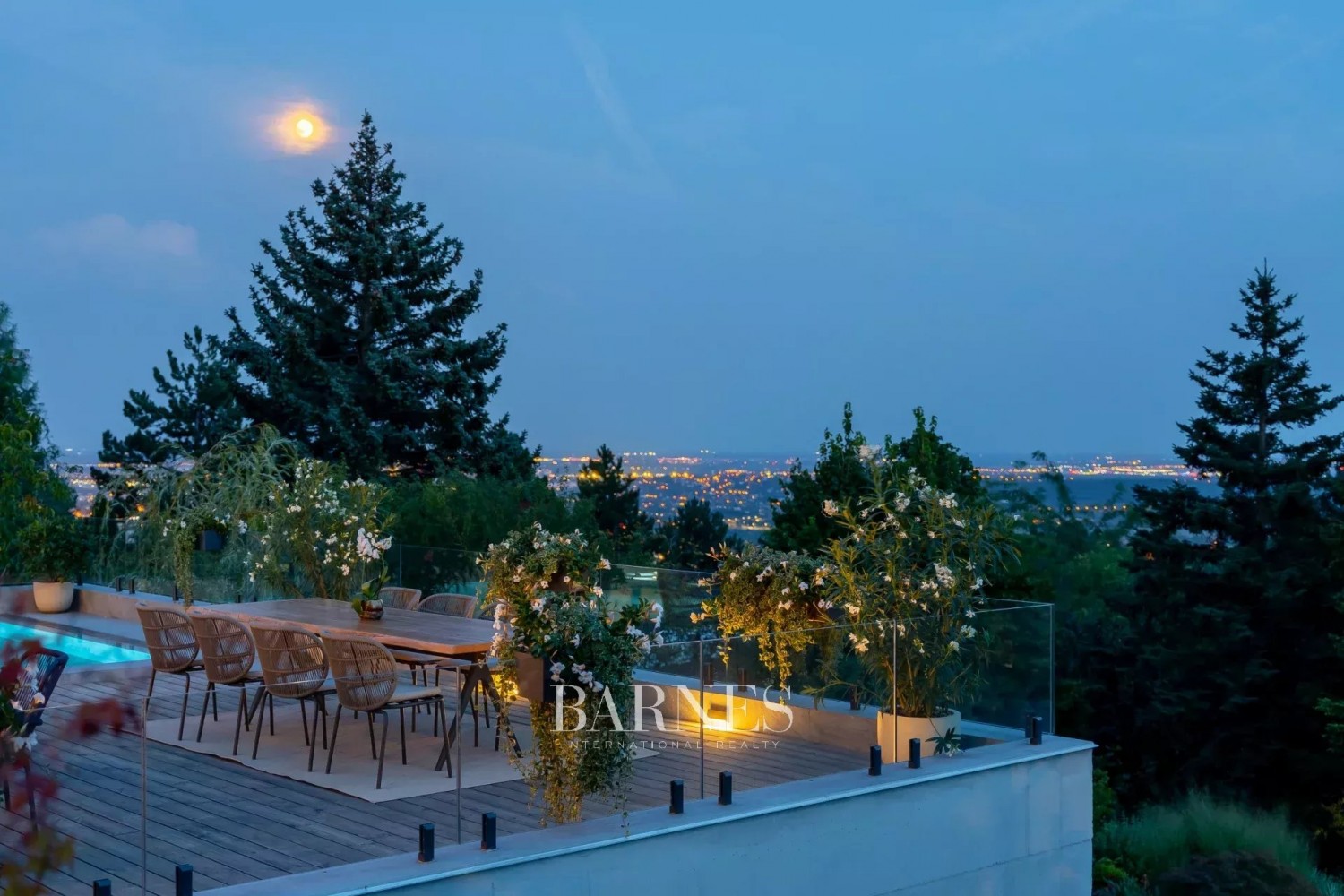 Eladó Luxusvilla Budapest XII. Kerületében - picture 5