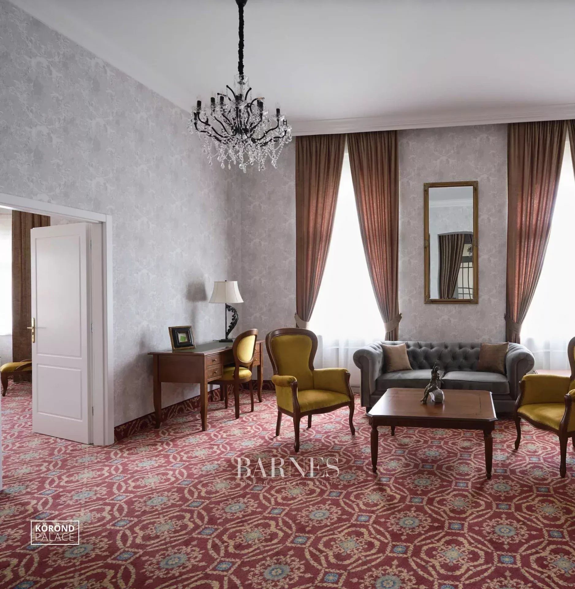 Klasszikus elegancia a Kodály Körönd ikonikus palotájában - picture 13