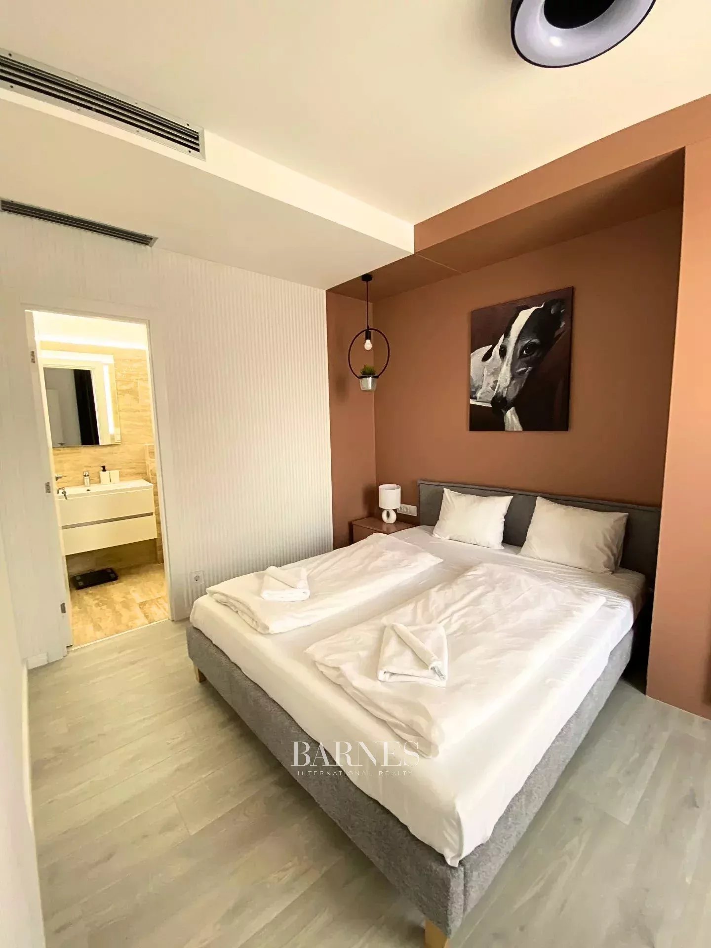 Kiadó két-hálós lakás a Liszt Ferenc tér közelében - picture 5