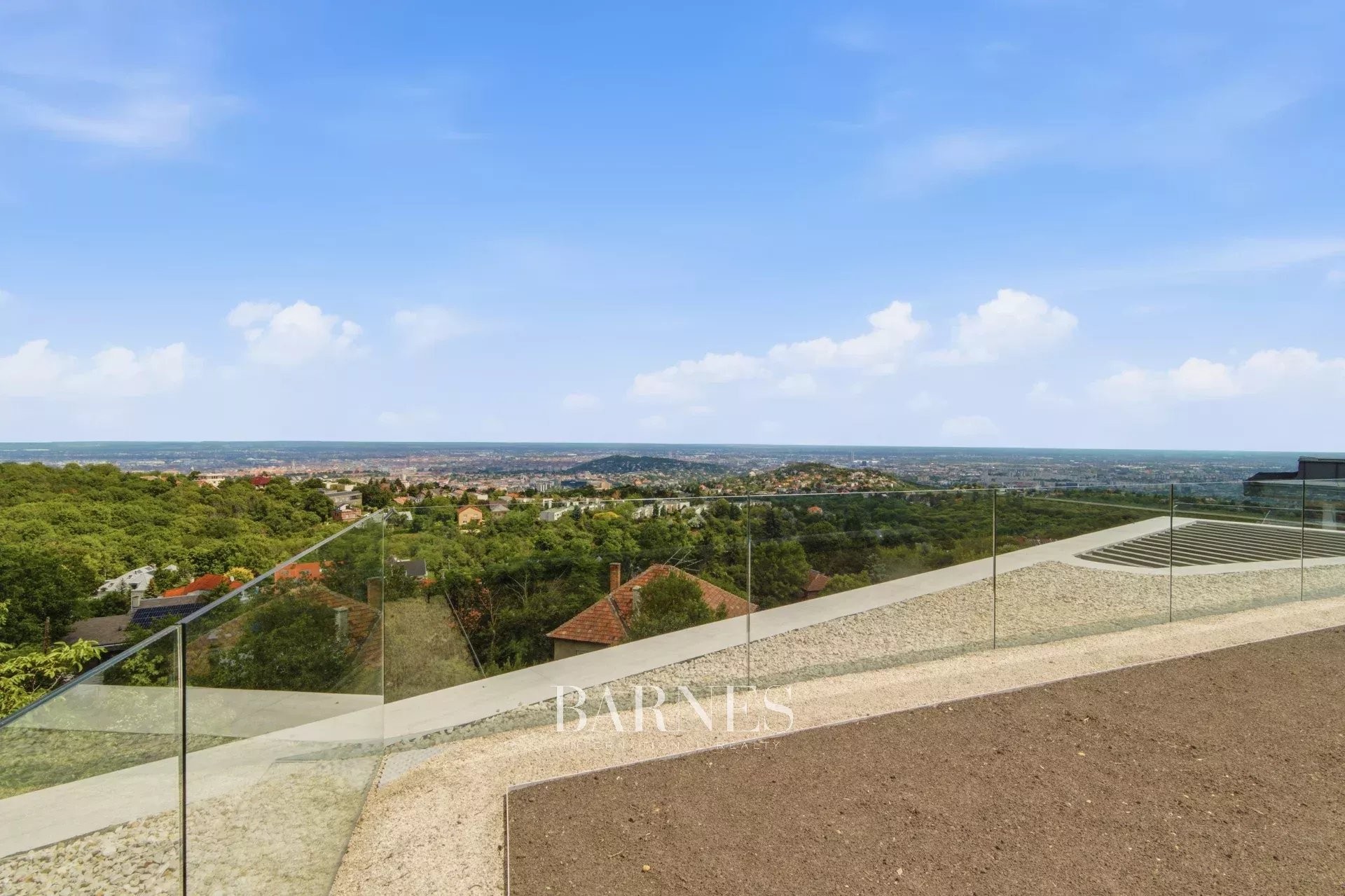 Budai Várra és Gellért-hegyre panorámás,  új építésű prémiumvilla a Széchenyi-hegyen - picture 10