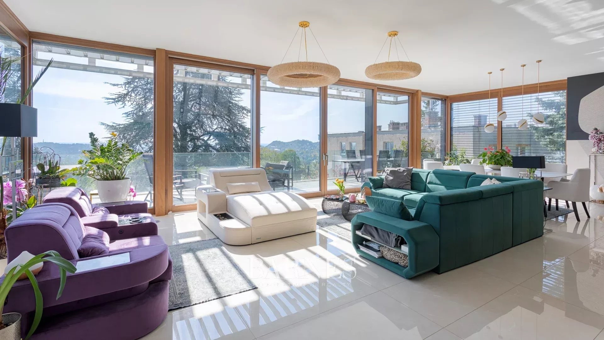 Modern villa Orbánhegyen,  lélegzetelállító panorámával - picture 1