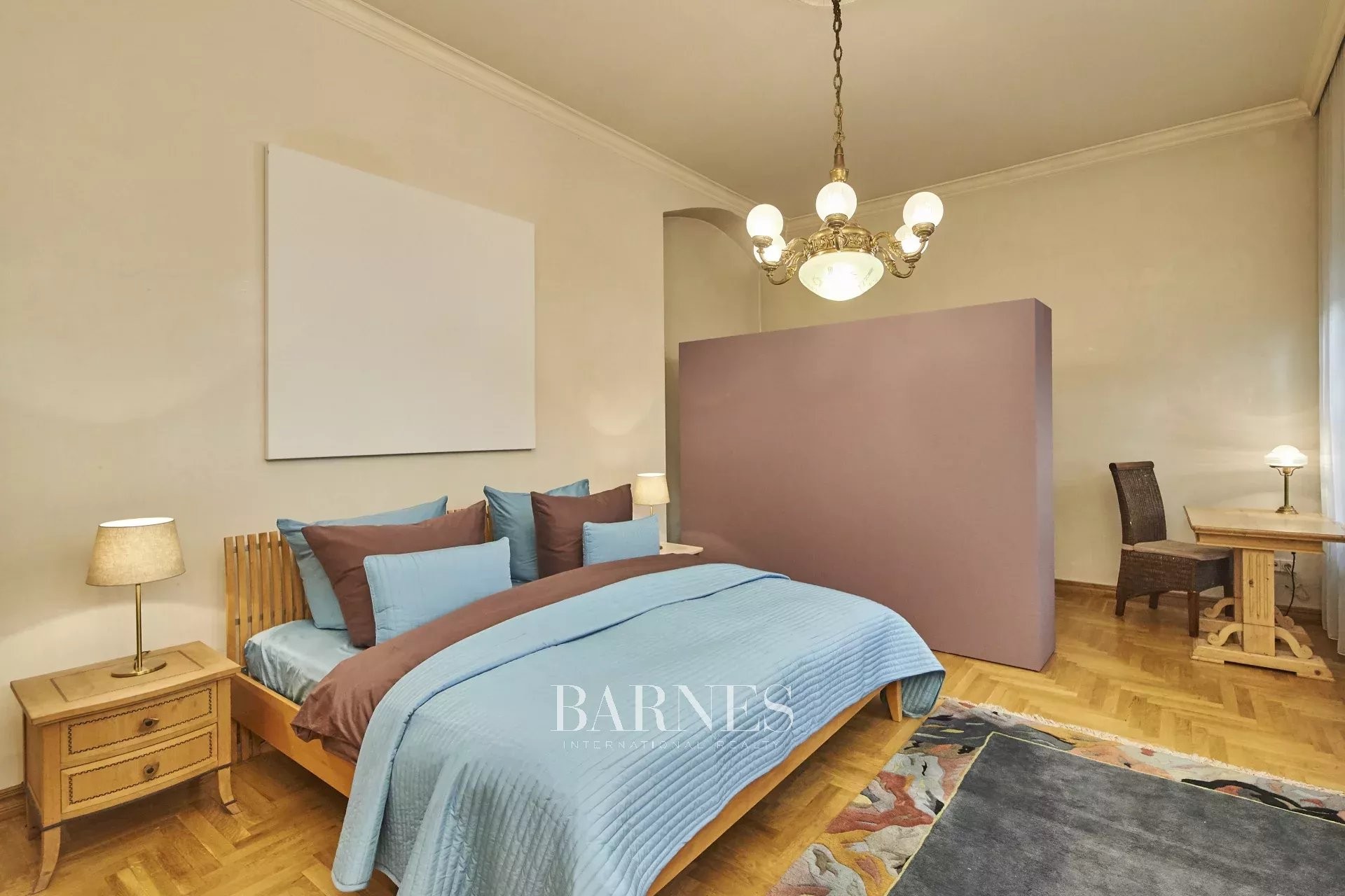 Elegáns nagypolgári lakás kiadó  az Andrássy út és a Bazilika szomszédságában - picture 9