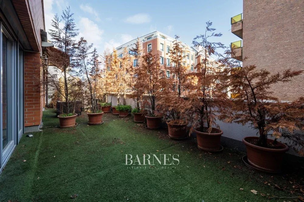 3 bedroom apartment for sale in the Central Passage - picture 3 title=