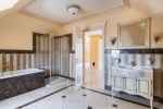Unique villa with panoramic view in Buda for rental - picture 17 title=
