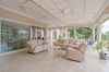 American - style luxury family villa - picture 13 title=