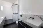 4-bedroom, newly renovated high-class apartment, on 300 m2 - picture 18 title=
