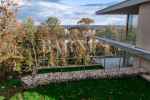 Újépítésű társas villa panorámás  teraszokkal és privát kerttel Istenhegyen