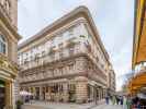 Elegant, Fully Renovated Apartment for Sale in the Heart of Budapest, at the Corner of Váci Street and Párizsi Street! - picture 15 title=