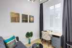 Stylish, Move-In Ready Apartment for Rent on the Newly Renovated Klauzál Square - picture 6 title=