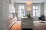 Luxury Apartment in the Heart of Budapest - Exceptional Investment Opportunity - picture 6 title=