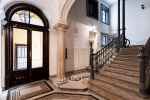 A sense of bourgeois lifestyle  near the Opera House and the Ballet Institute. - picture 19 title=