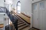 4-bedroom, newly renovated high-class apartment, on 300 m2 - picture 23 title=