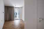 Infinity Residence: 3-Bedroom Luxury Apartment with Stunning Terrace and River-view Above the City - picture 8 title=